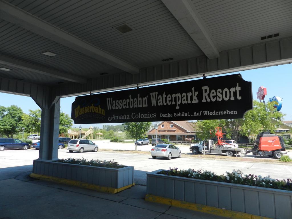 Ramada By Wyndham Williamsburg And Wasserbahn Waterpark エクステリア 写真